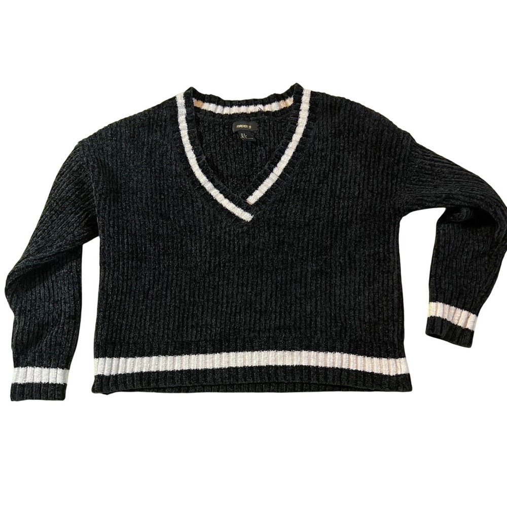 Forever 21 Womens Black Chenille V Neck Striped Trim Cropped Sweater‎ Size S